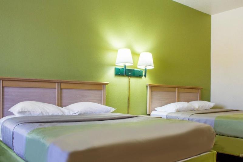Hotel Infinity & 3*