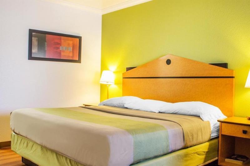 Hotel Infinity & 3*